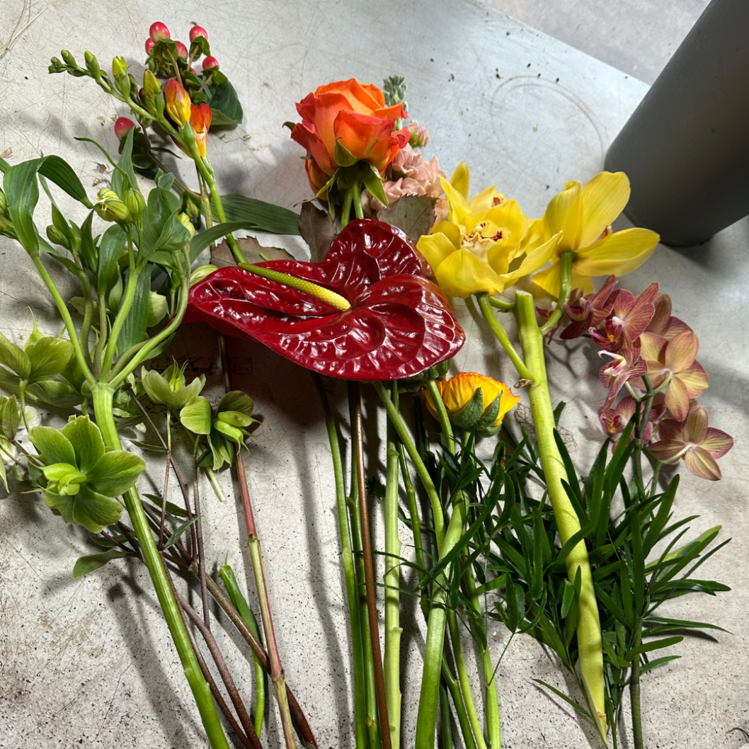 Exklusiver Blumenmix für einen selbstgebunden Blumenstrauss Anleitung zum selber einen Blumenstrauss binden