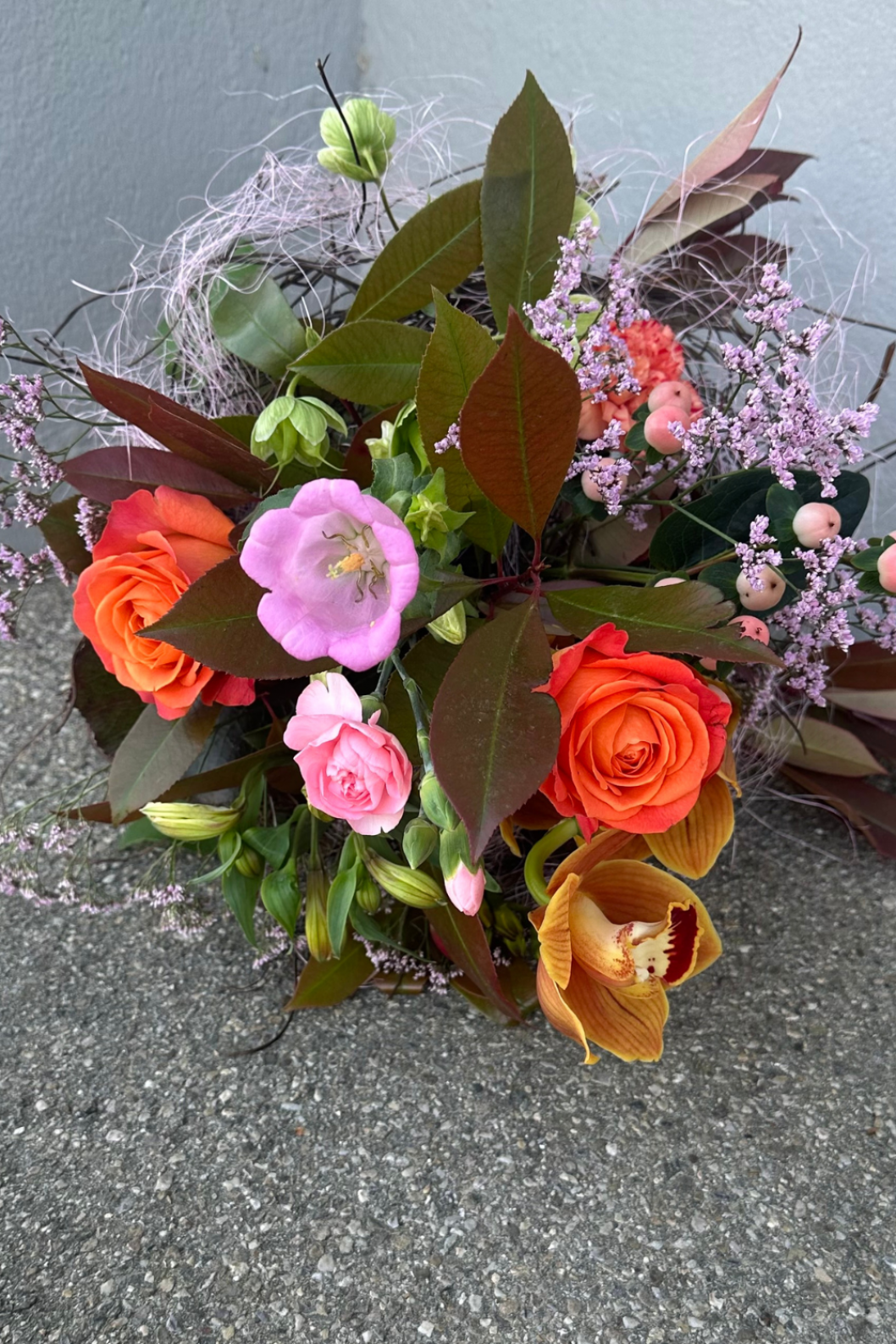 Blumenstrauss selber machen mit exklusiver Farbkombination